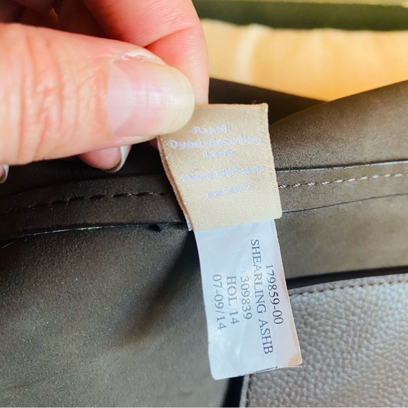 Banana Republic Ashbury Shearling Leather Tote - Picture 8 of 9